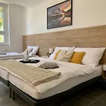 Hangar Aparthotel