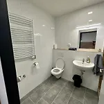 Hangar Aparthotel 3*